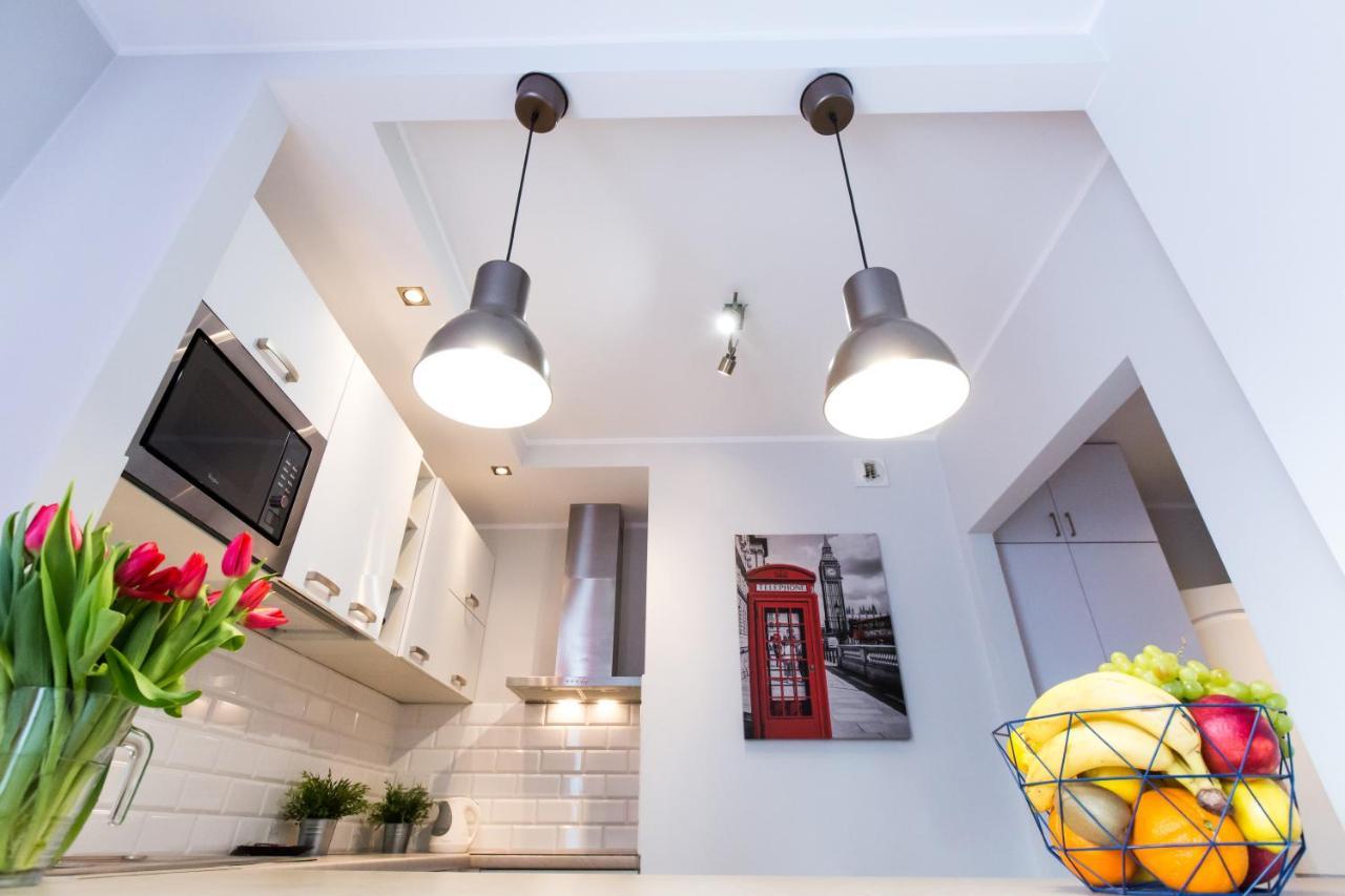 Pcd Aparthotel Ochota Варшава Екстериор снимка
