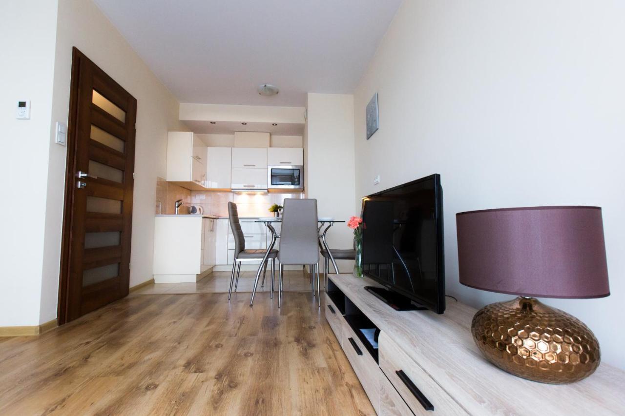 Pcd Aparthotel Ochota Варшава Екстериор снимка