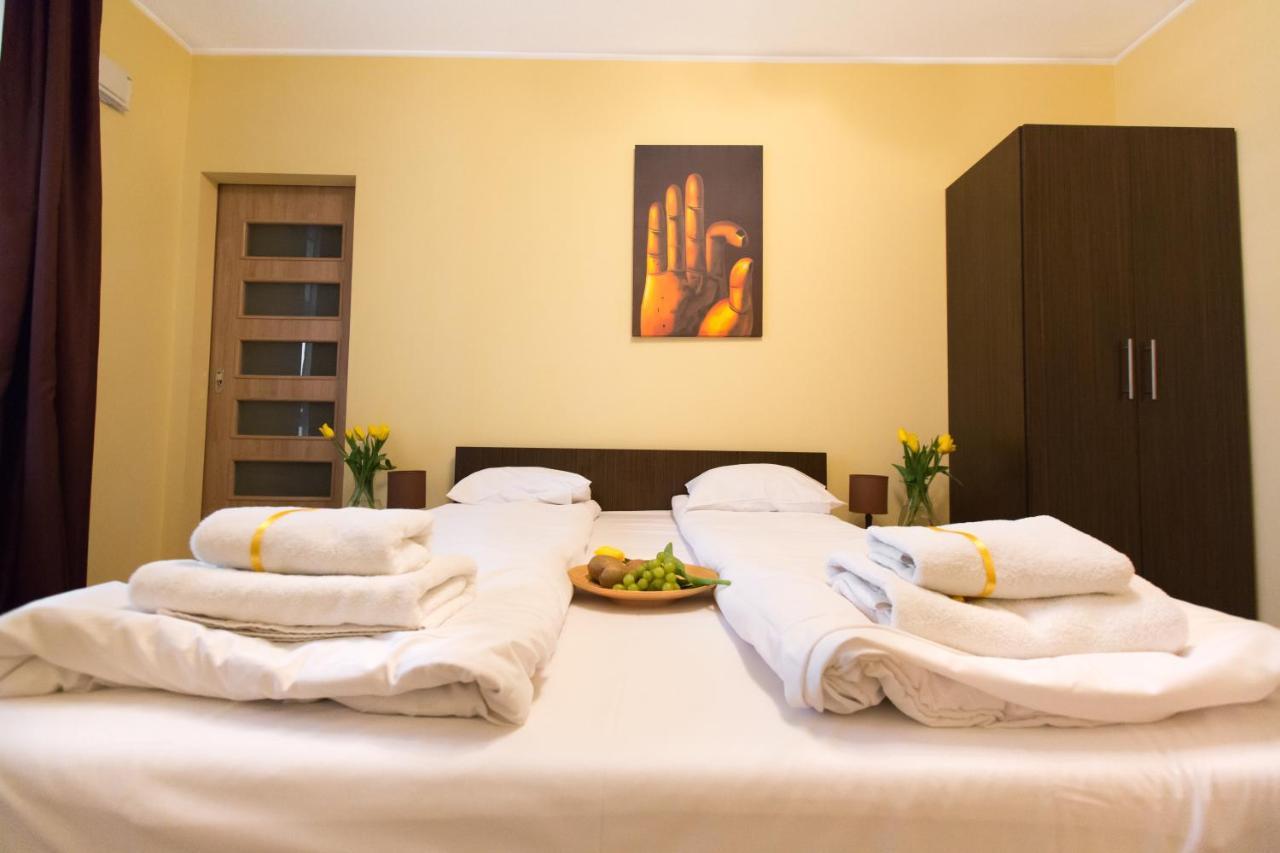 Pcd Aparthotel Ochota Варшава Екстериор снимка