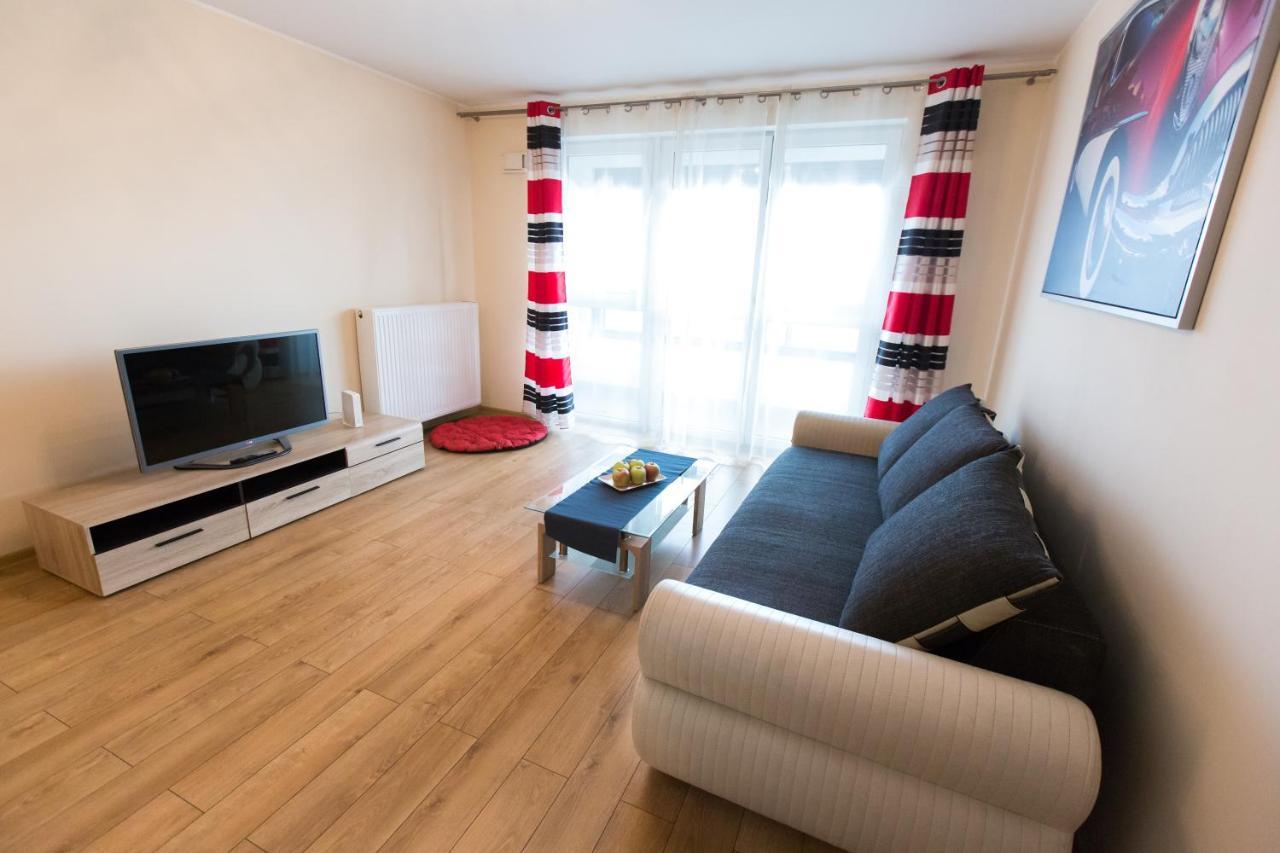Pcd Aparthotel Ochota Варшава Екстериор снимка