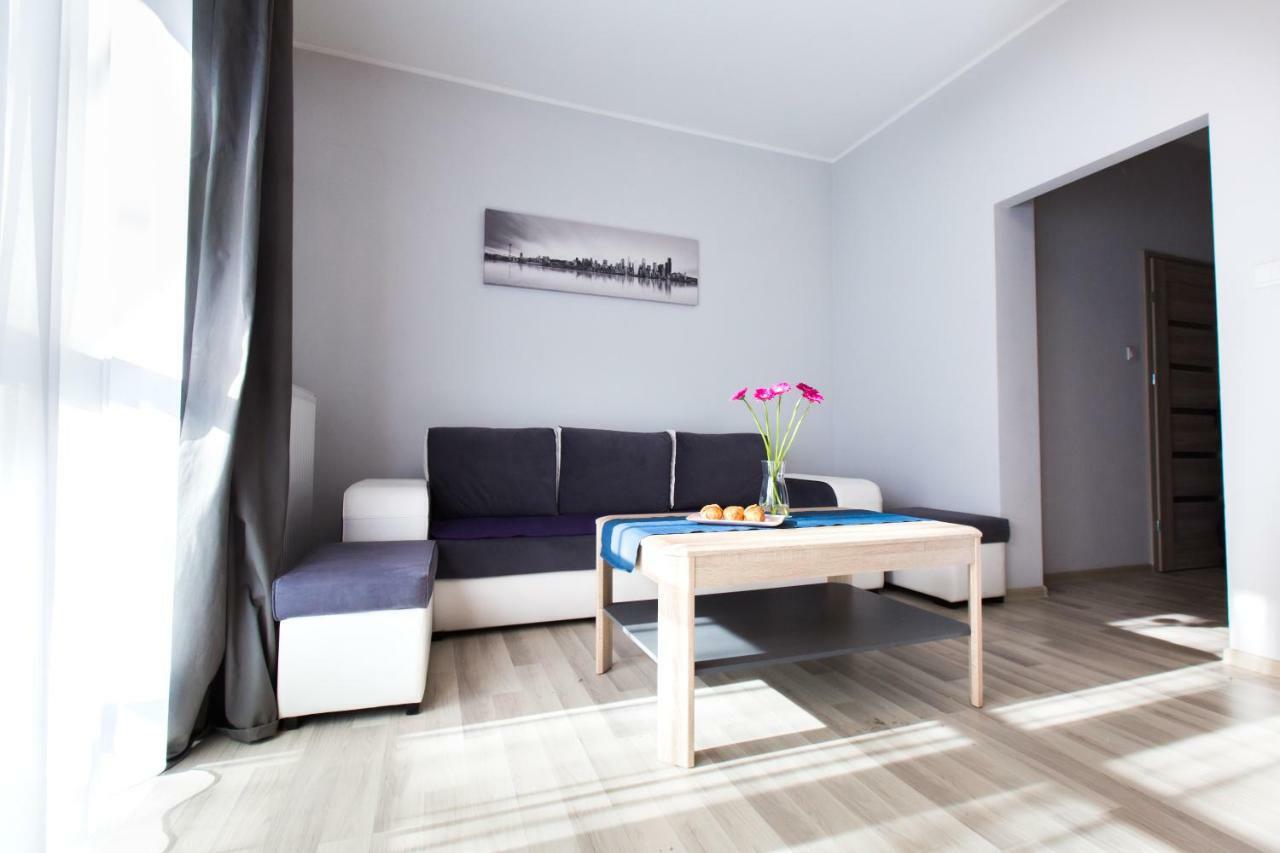 Pcd Aparthotel Ochota Варшава Екстериор снимка