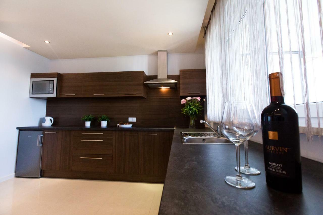 Pcd Aparthotel Ochota Варшава Екстериор снимка